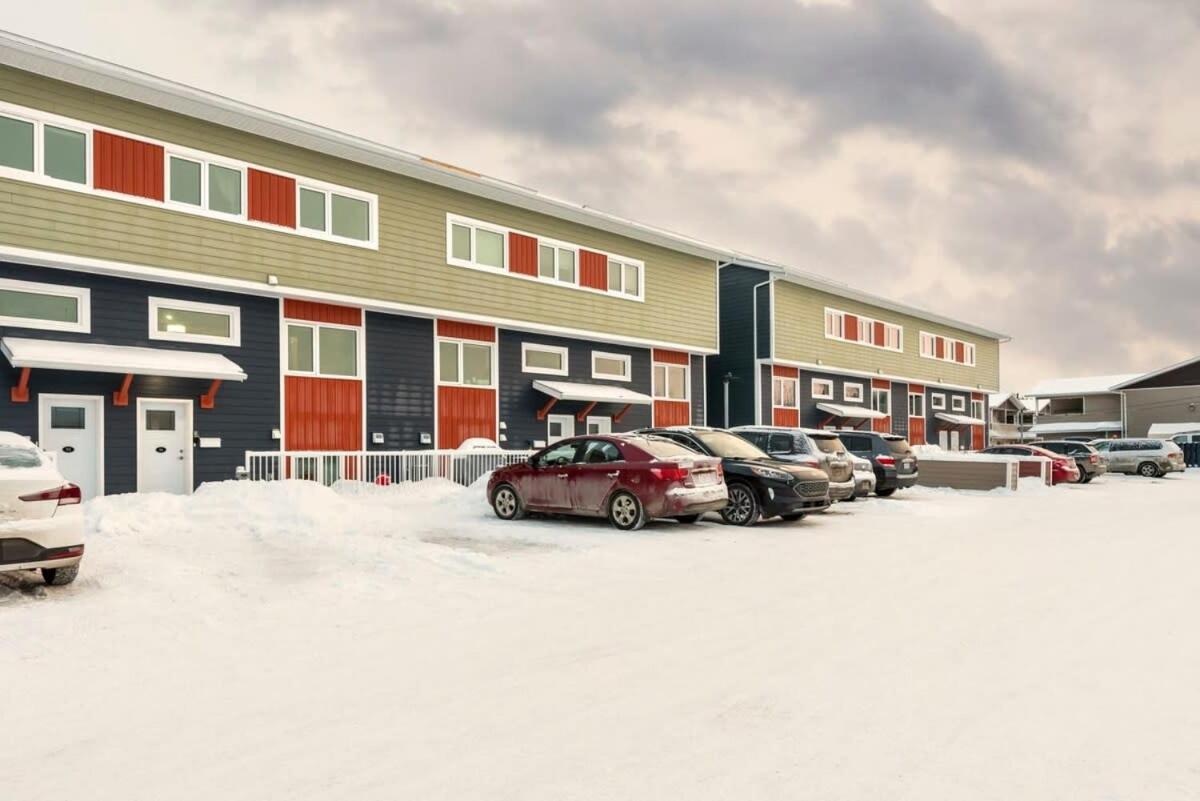 Nn - The Wanderoo - Riverdale 3-Bed 2 5-Bath Whitehorse Exterior foto